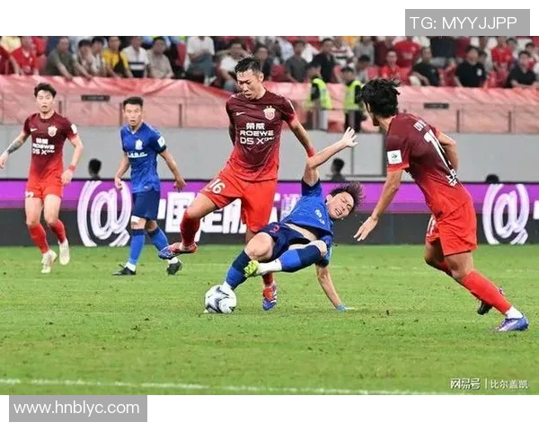 鲁能与上港精彩对决全场录像回放尽享足球盛宴