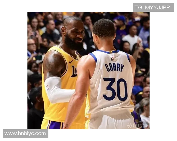 勇士与湖人2016季前赛精彩回顾与赛场亮点分析