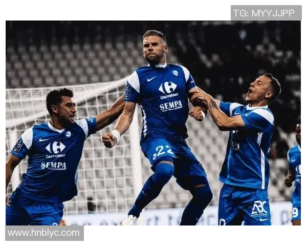 格勒诺布尔主场迎战南锡双方争夺法甲宝贵积分之战 格勒诺布尔主场迎战南锡双方争夺法甲宝贵积分之战