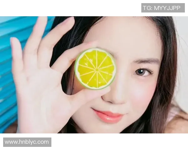 田佳的成长之路：从青涩少女到职场精英的蜕变与奋斗